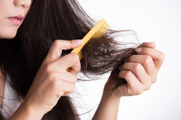 Rambut Rontok Setelah Melahirkan, Kok Bisa, Ya?