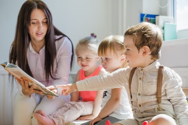 Perlukah Anak Usia 3 Tahun Disekolahkan?