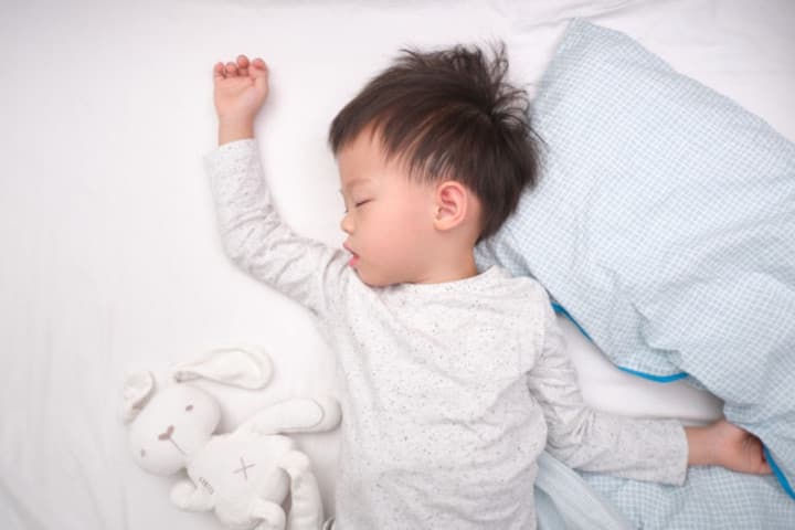 Tips Menciptakan Tidur Berkualitas untuk Balita Anda