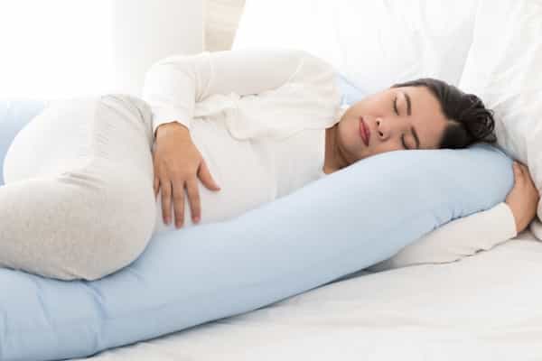 Kram Kaki saat Hamil? Ini Tips untuk Mengatasinya