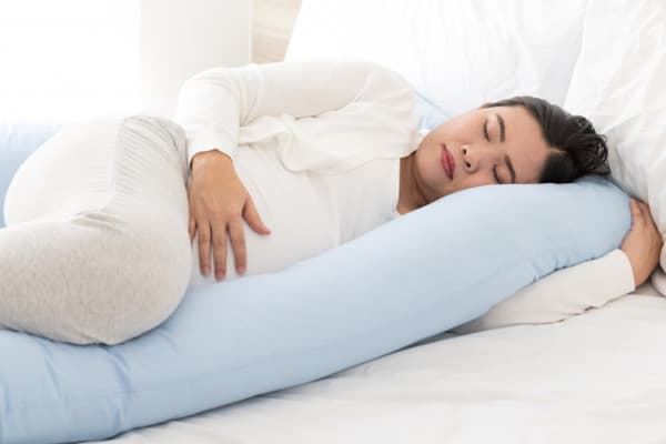 Kram Kaki saat Hamil? Ini Tips untuk Mengatasinya