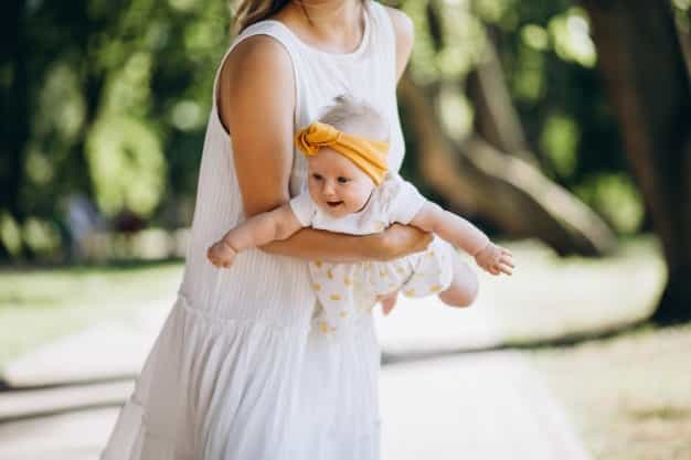 Awas! Ini Dampak Stimulasi Berlebihan pada Bayi, Moms