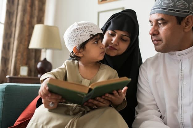 Jangan Ragu untuk Mengenalkan Agama pada Anak, Moms