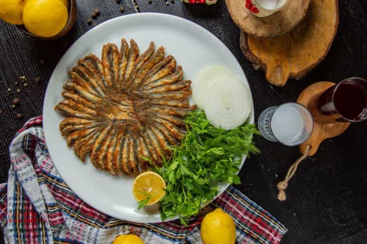 Yuk Konsumsi Ikan Teri saat Hamil, Moms! Ini Manfaatnya
