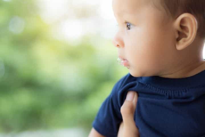 Bayi Suka Main Air Liur, Ternyata Ada Manfaatnya, Lho!