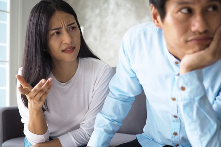 Bagaimana Meredakan Suami yang Sering Cemburu Buta?