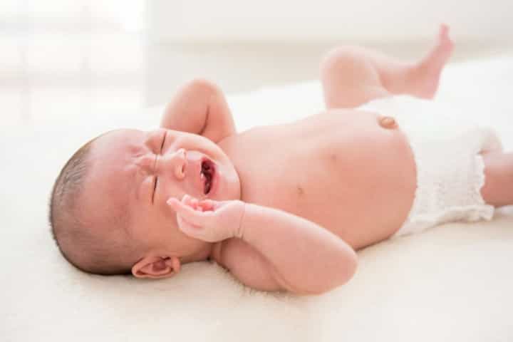 Kisah Bayi Melawan Virus Corona dengan ASI