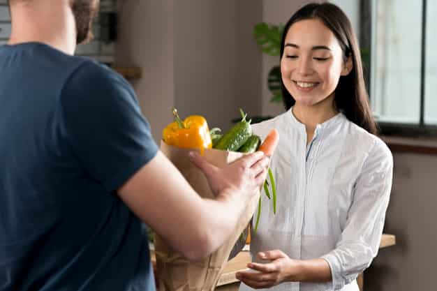 Tips Aman Pesan Makanan Online di Masa Pandemi