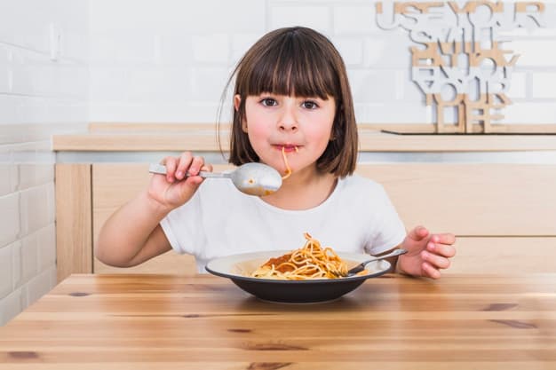 Ini Penyebab Anak Terus Merasa Lapar Padahal Sudah Makan