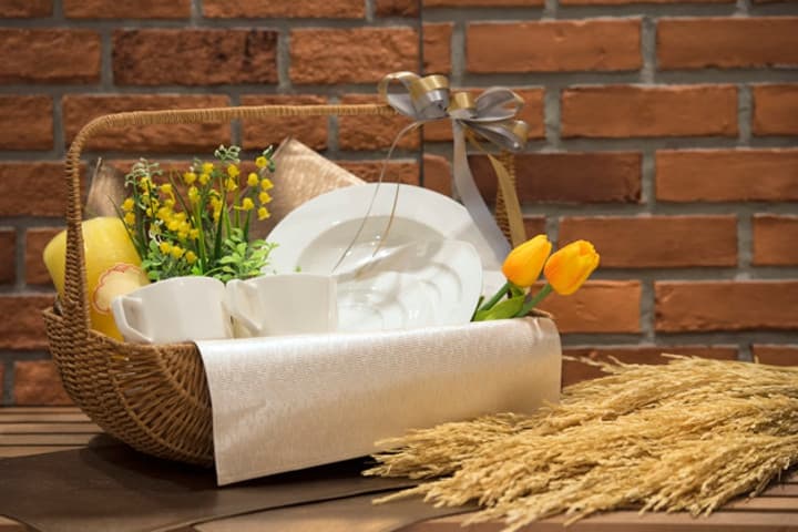Rekomendasi Toko Online yang Menjual Hampers Non-Food