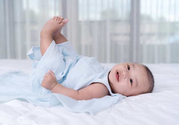 7 Bahasa Tubuh Bayi yang Harus Anda Ketahui