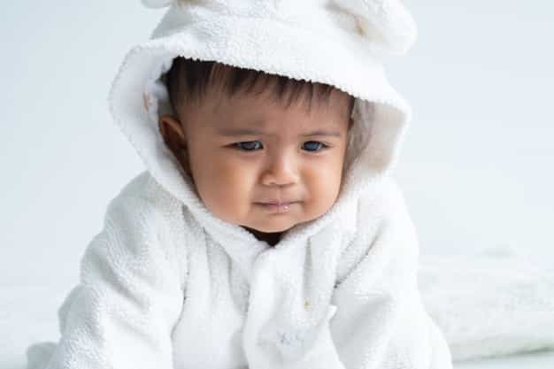Ini Penanganan Terbaik saat Bayi Mengalami Konstipasi