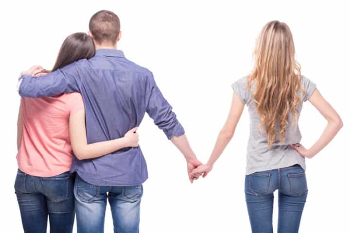 Inilah 5 Zodiak Pria yang Paling Berbakat Selingkuh