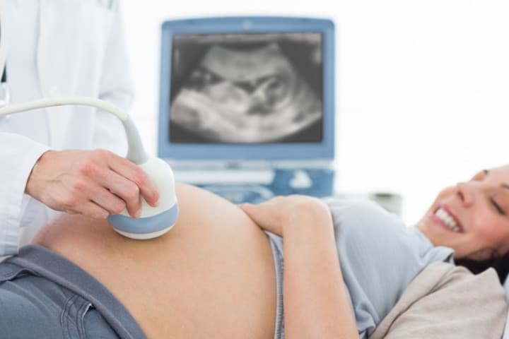 5 Mitos Melahirkan Caesar dan Faktanya dari Dokter Kandungan