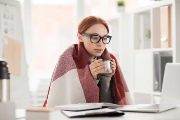 Kaki dan Tangan Mudah Dingin? Waspadai Raynaud’s Syndrome