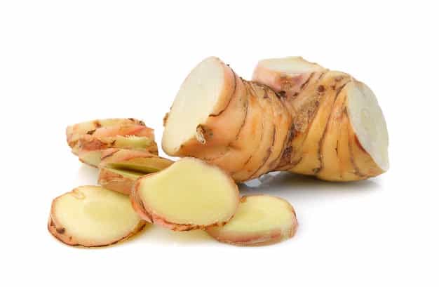 8 Manfaat Kencur untuk Kesehatan yang Perlu Moms Tahu