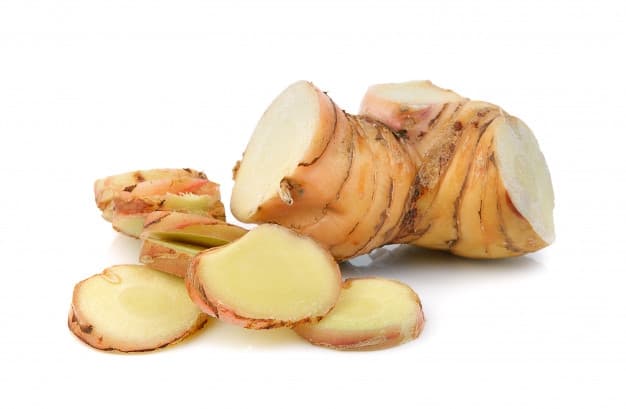 8 Manfaat Kencur untuk Kesehatan yang Perlu Moms Tahu