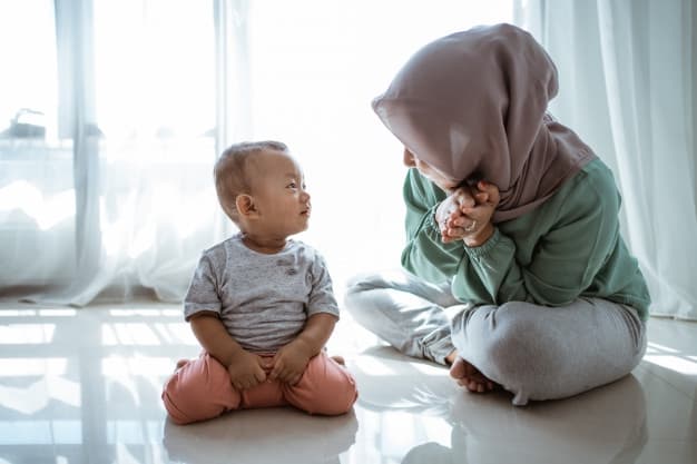 10 Cara Menstimulasi Kemampuan Berbahasa Anak