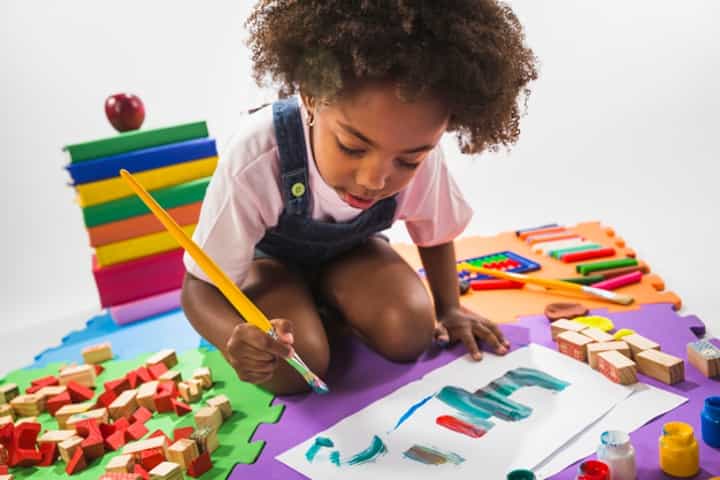 Rekomendasi Kelas Kreativitas yang Bisa Diikuti Anak