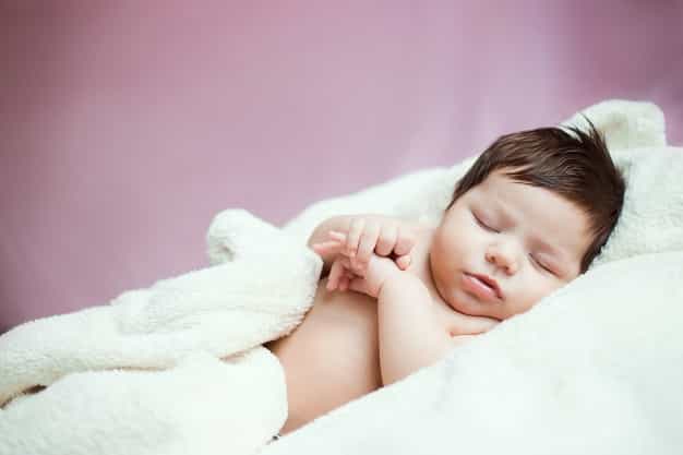 Kapan Warna Kulit Asli Bayi Akan Terlihat?