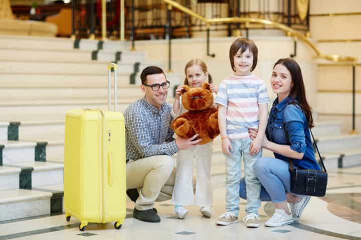 12 Tips Aman dan Nyaman saat Staycation di Masa New Normal