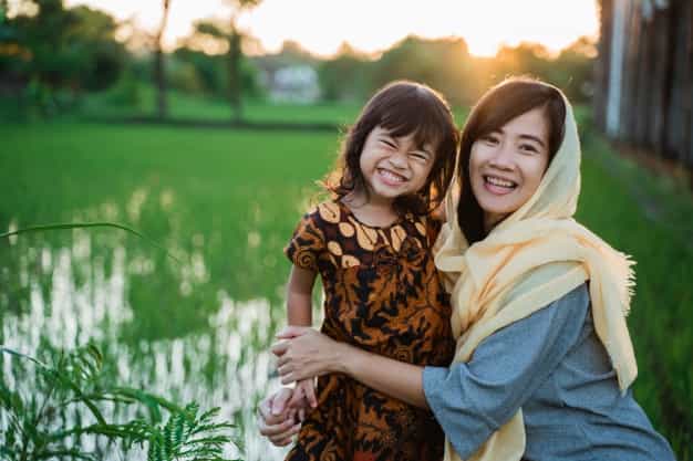 Mengenalkan Budaya pada Anak Sejak Dini, Ini Manfaatnya