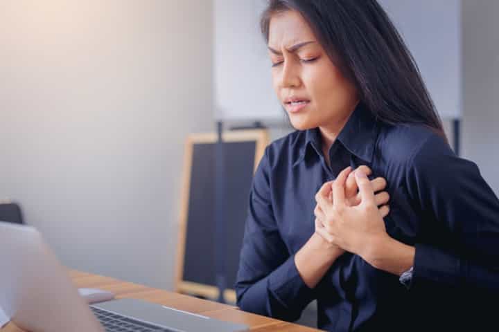 Moms, Ini Penyebab Nyeri pada Payudara Sebelah Kiri Anda