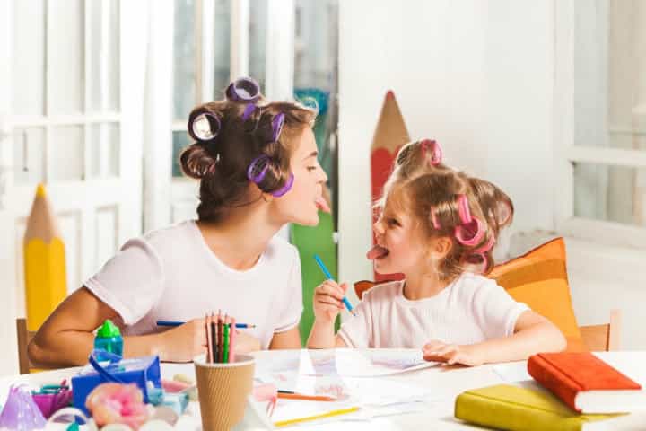 Mengenal Kelebihan dan Kekurangan Pola Asuh “Yes Parenting”