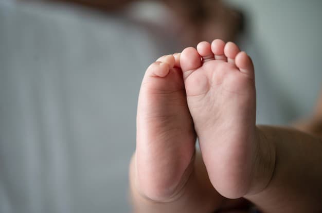Mengenal Pigeon Toe atau Kaki Seperti Burung pada Bayi