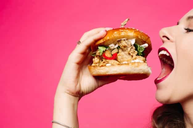 Bikin Haus! Ini 7 Makanan & Minuman yang Memicu Dehidrasi