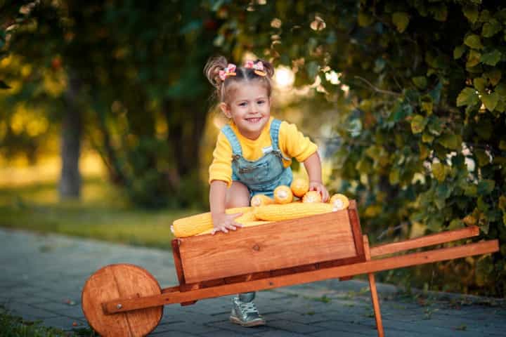 Tidak Manja! Ini 7 Karakter Anak Bungsu yang Harus Moms Tahu