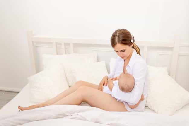 Dream Feeding, Metode Ampuh agar Bayi Tidur Lebih Lama