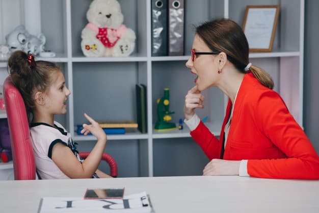 Moms, Ini 5 Trik Ampuh agar Anak Mau Mendengarkan Anda