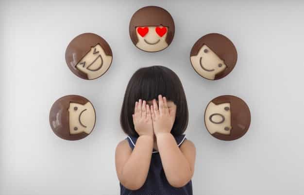 Bicarakan 4 Emosi Ini dengan Anak agar Ia Tumbuh Bijak dan Tegar