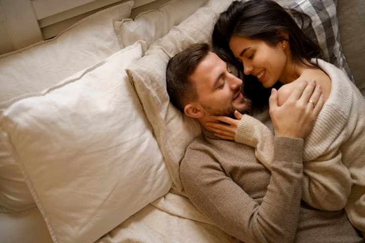 5 Fakta tentang Posisi Seks Woman on Top yang Perlu Anda Tahu
