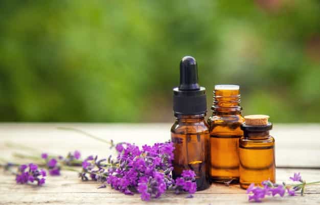 7 Jenis Minyak Pijat yang Sesuai untuk Jenis Kulit Bayi