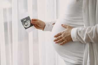 Ini yang Perlu Moms Ingat saat Hamil dengan Endometriosis
