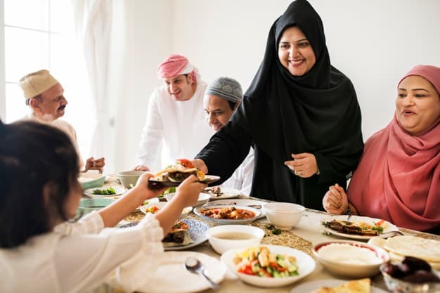 Jaga Kesehatan, Hindari Makanan Ini saat Berbuka Puasa