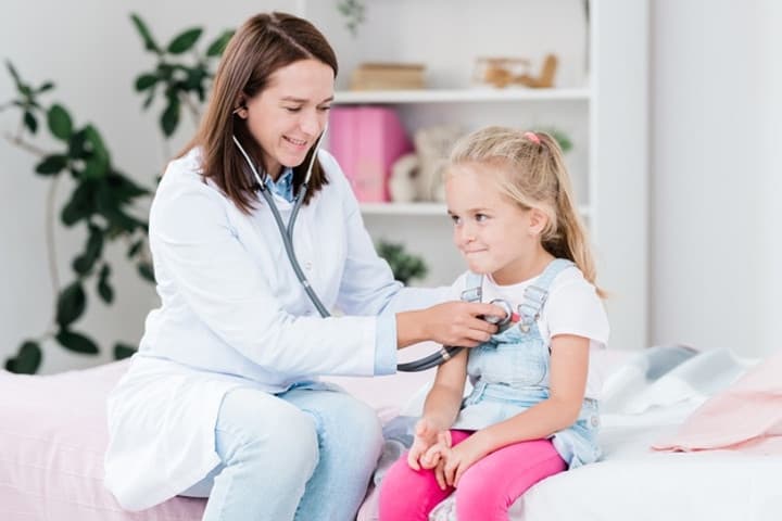 Wajib Tahu! Tanda-Tanda Vital Normal, Indikator Kesehatan Anak
