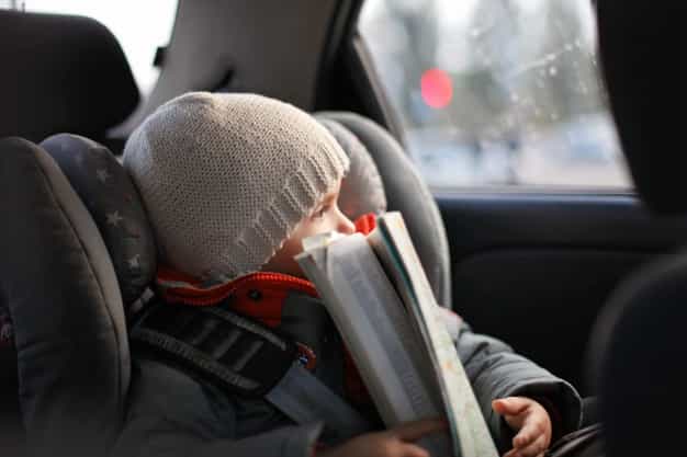 Jangan Tinggalkan Anak Sendirian di Dalam Mobil, Ini Bahayanya!