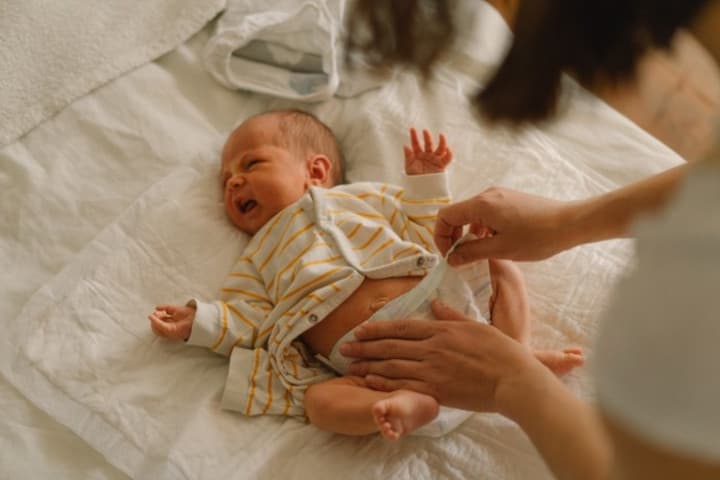 7 Obat Alami untuk Bantu Mengatasi Diare pada Bayi