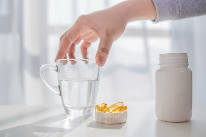Vitamin D, Benarkah Bermanfaat bagi Penderita COVID-19?