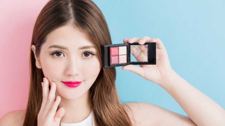 Bikin Mata Cantik! Rekomendasi Eyeshadow Palette Lokal di bawah 100 Ribu