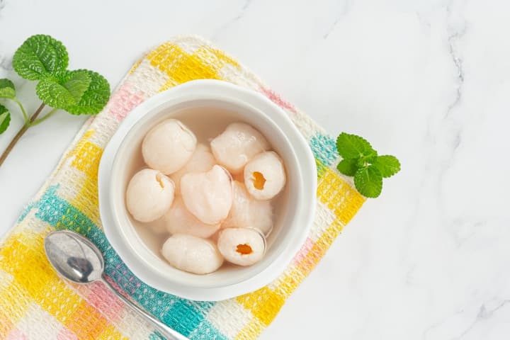 10 Manfaat Buah Leci untuk Kesehatan