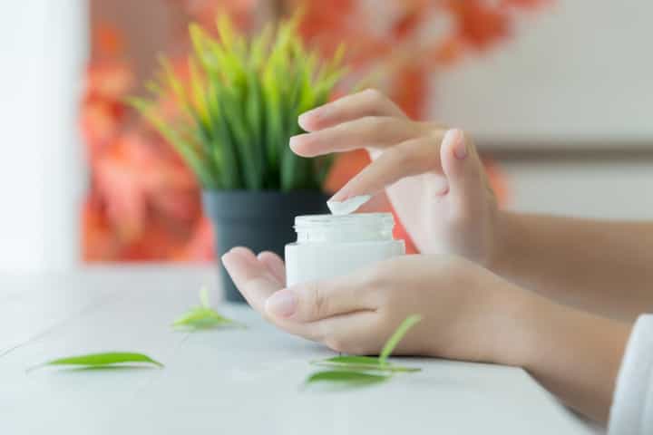 8 Rekomendasi Moisturizer Brand Lokal untuk Perbaiki Skin Barrier