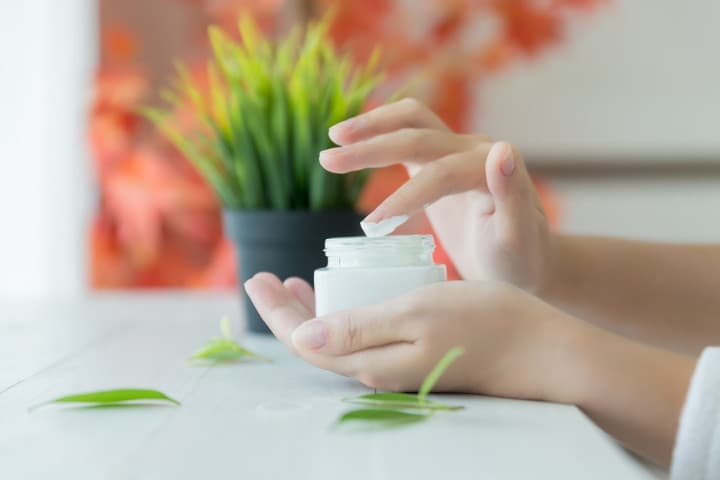 8 Rekomendasi Moisturizer Brand Lokal untuk Perbaiki Skin Barrier