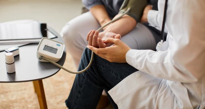 10 Cara Efektif untuk Menurunkan Tekanan Darah Tinggi