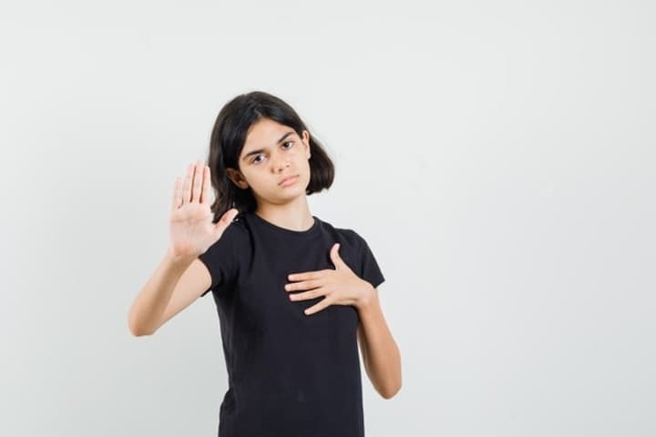 Moms, Lakukan Ini saat Payudara Anak Perempuan Anda Mulai Tumbuh