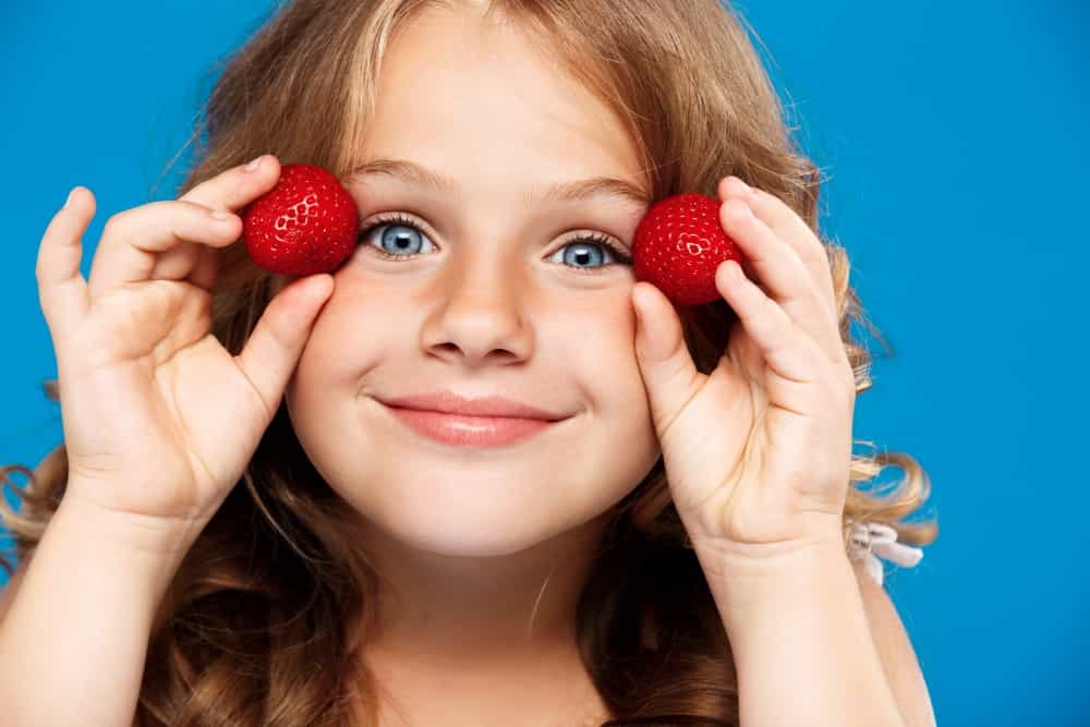 Memahami Strawberry Generation, Generasi Kreatif Nan Rapuh