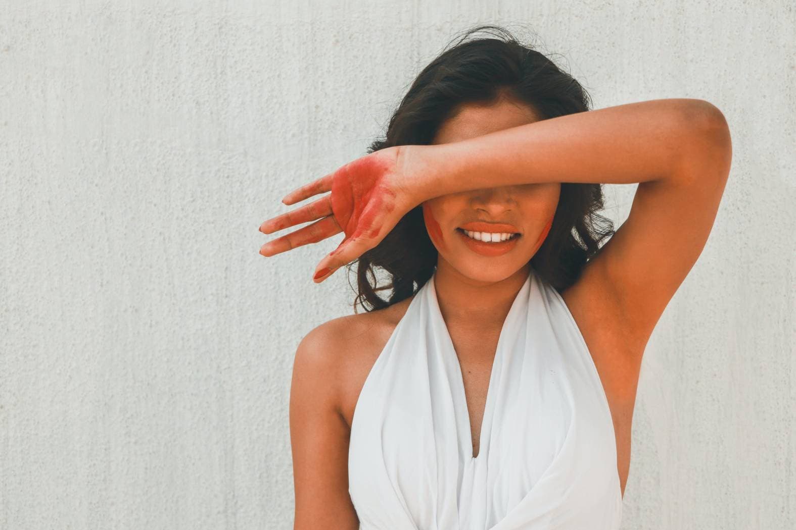 9 Cara Ampuh Cerahkan Ketiak yang Menghitam, Bisa Pakai Bahan Alami!